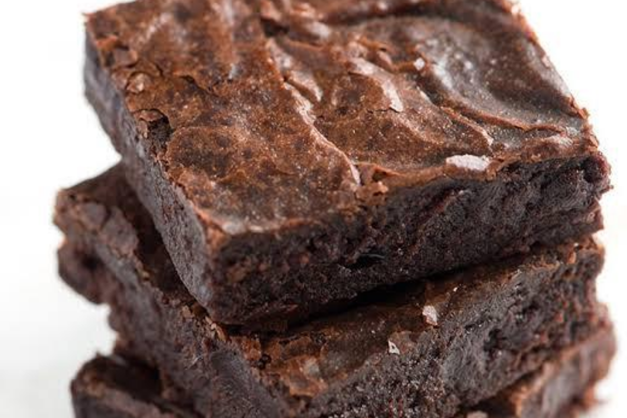 Brownie Saudável com Creme de Avelã Sevenutty – pronto em 2 minutos!